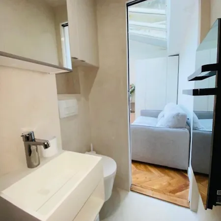 Apartment Warm 18m Ideal For Couple In Paris